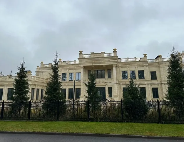 дом  в КП Агаларов Эстейт, 23 км от МКАД