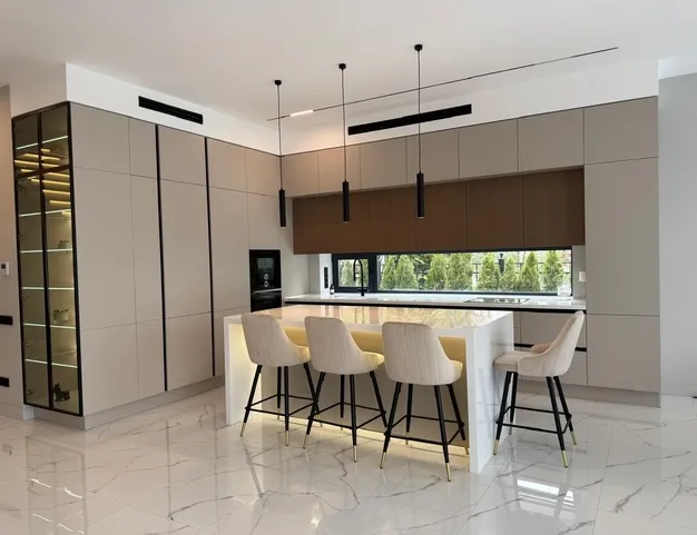 дом  в КП Новорижский, 19 км от МКАД