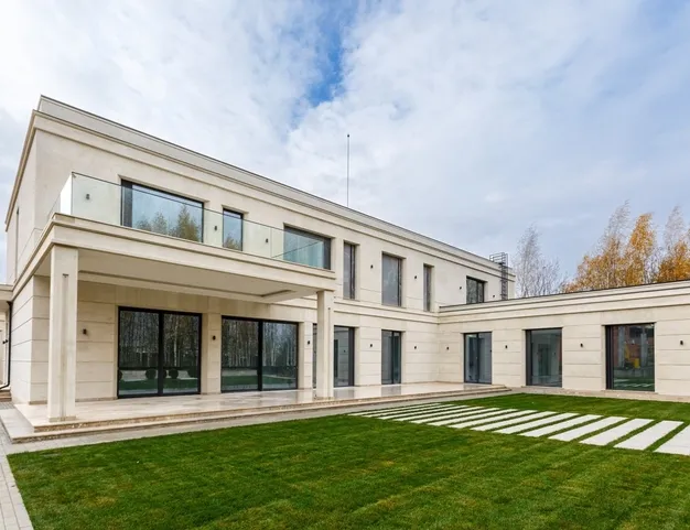 дом  в КП Ромашково, 10 км от МКАД