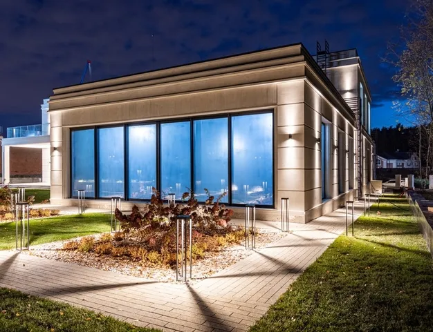 дом  в КП Ромашково, 10 км от МКАД