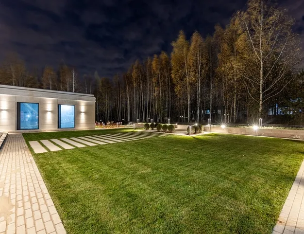 дом  в КП Ромашково, 10 км от МКАД