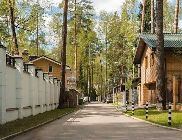 дом  в КП Конус, 11 км от МКАД