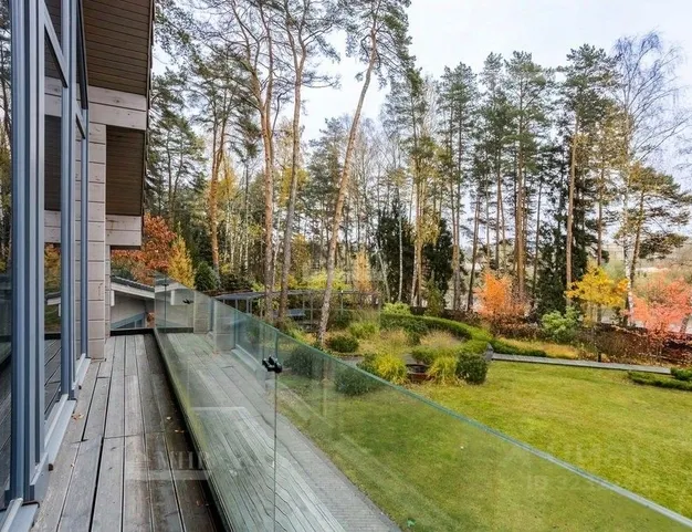 дом  в КП Липка, 9 км от МКАД