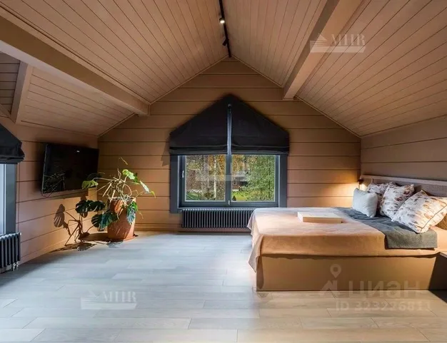 дом  в КП Липка, 9 км от МКАД