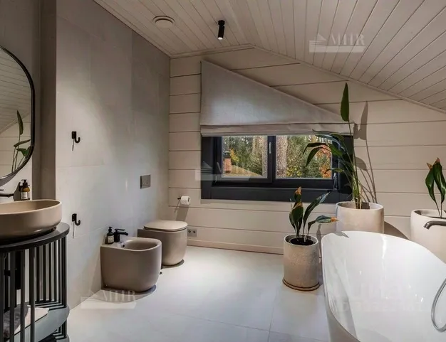 дом  в КП Липка, 9 км от МКАД