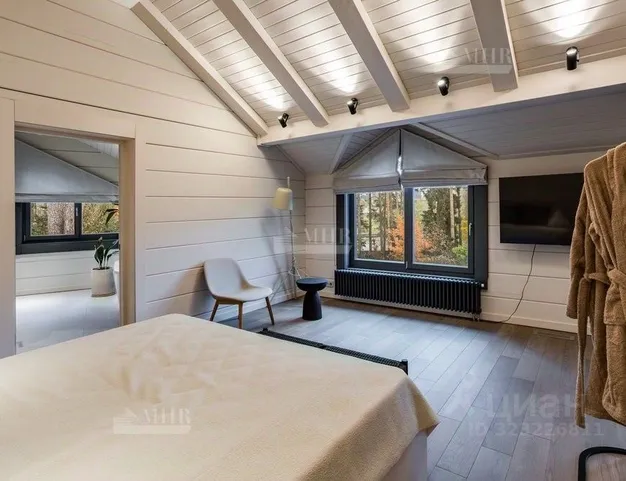 дом  в КП Липка, 9 км от МКАД