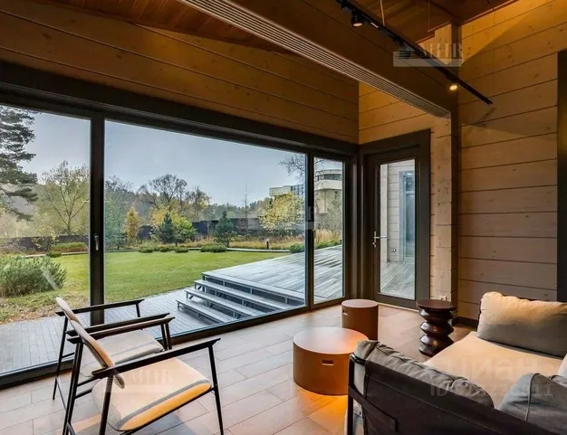 дом  в КП Липка, 9 км от МКАД