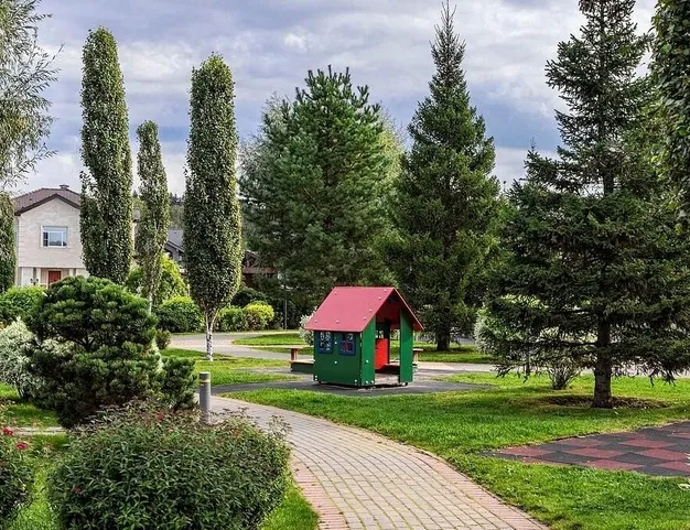 участок  в КП Монтевиль, 23 км от МКАД