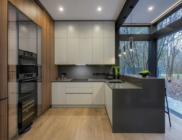 дом  в КП Назарьево, 25 км от МКАД