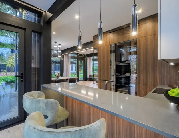 дом  в КП Назарьево, 25 км от МКАД