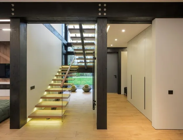 дом  в КП Назарьево, 25 км от МКАД