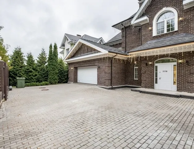 дом  в КП Знаменское Поле, 14 км от МКАД