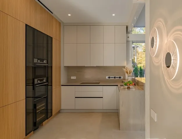 дом  в КП Назарьево, 25 км от МКАД