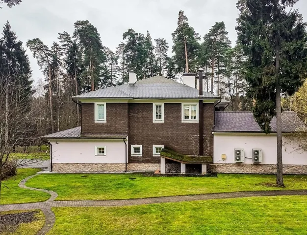 дом  в КП Поречье, 30 км от МКАД