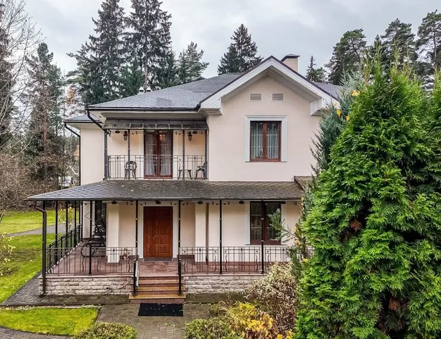 дом  в КП Поречье, 30 км от МКАД