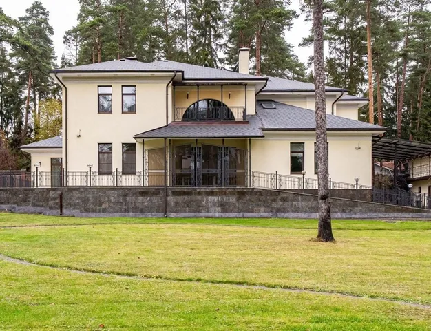 дом  в КП Поречье, 30 км от МКАД