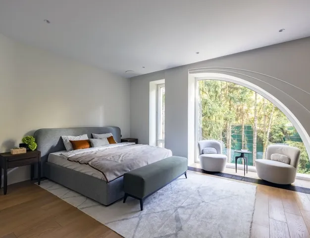 дом  в КП Лебединое озеро, 15 км от МКАД