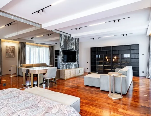 дом  в КП Ренессанс Парк, 19 км от МКАД