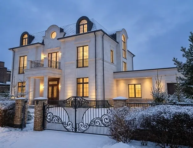 дом  в КП Монтевиль, 23 км от МКАД