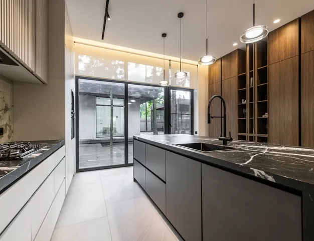 дом  в КП НИИ Радио-1, 25 км от МКАД