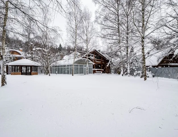 дом  в КП Здравница, 15 км от МКАД