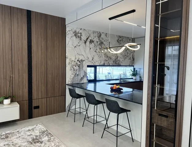 дом  в КП Новорижский, 19 км от МКАД