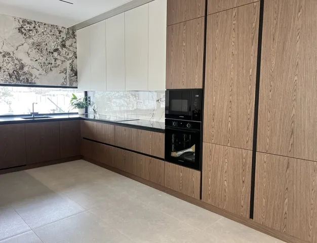 дом  в КП Новорижский, 19 км от МКАД