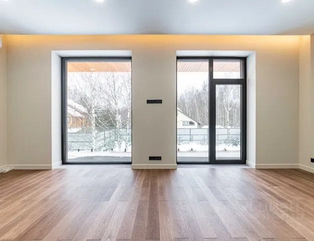 дом  в КП Новорижский, 19 км от МКАД