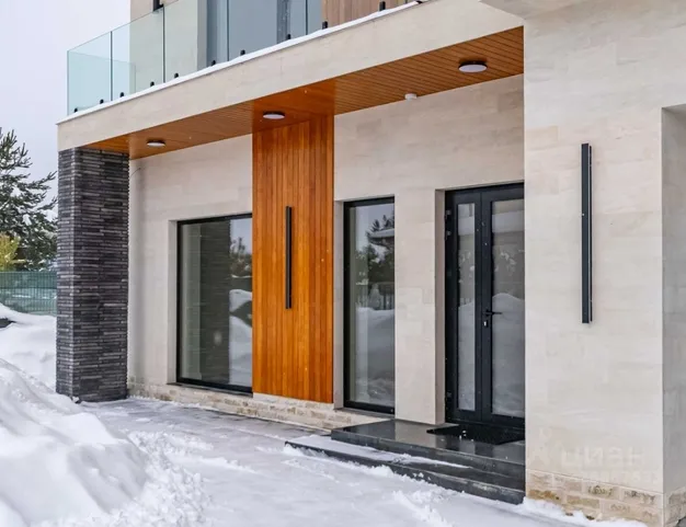 дом  в КП Новорижский, 19 км от МКАД