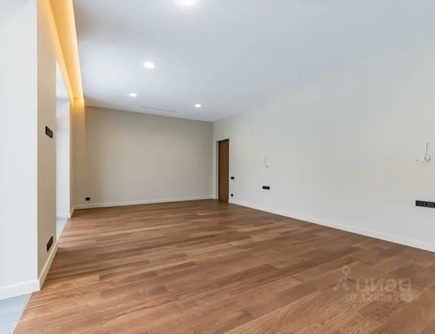 дом  в КП Новорижский, 19 км от МКАД