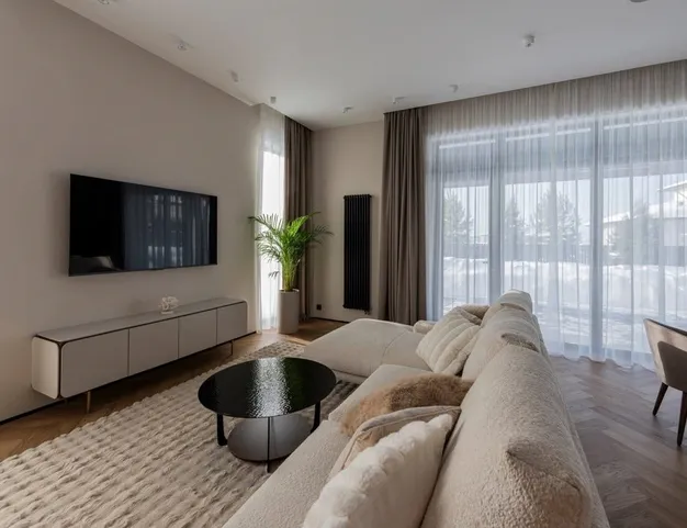 дом  в КП Павловы Озера, 14 км от МКАД