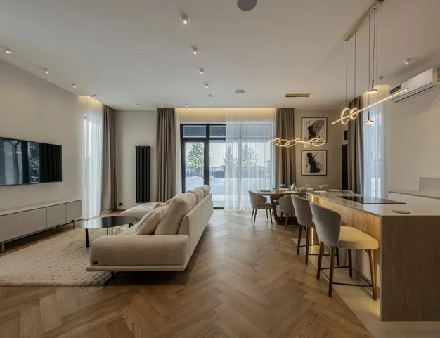 дом  в КП Павловы Озера, 14 км от МКАД