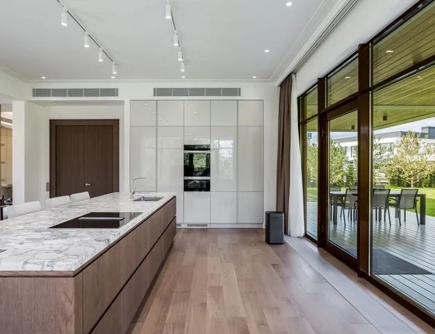 дом  в КП Березки, 17 км от МКАД