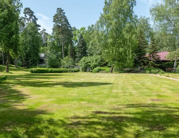 участок  в КП Жуковка, 9 км от МКАД