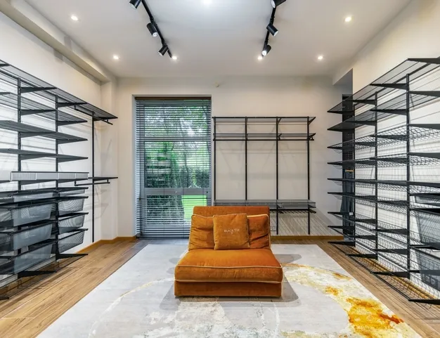 дом  в КП Монтевиль, 23 км от МКАД