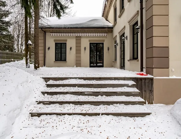 дом  в КП Новая Рожновка, 15 км от МКАД