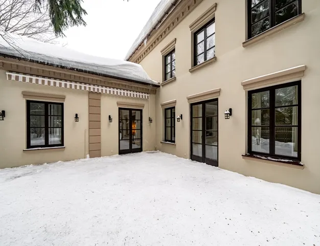 дом  в КП Новая Рожновка, 15 км от МКАД