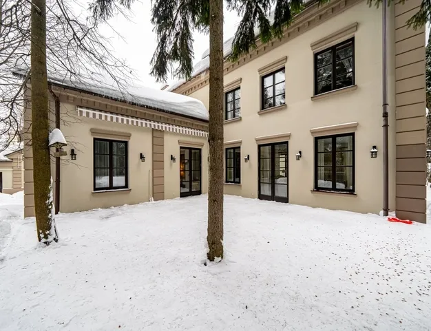 дом  в КП Новая Рожновка, 15 км от МКАД