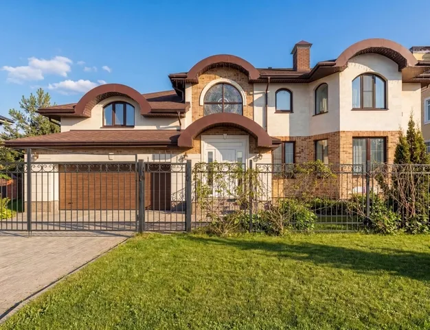 дом  в КП Русская деревня, 25 км от МКАД