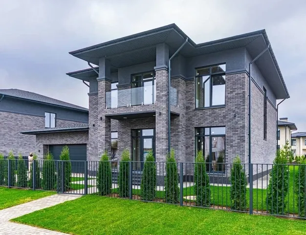 дом  в КП Павловы Озера, 14 км от МКАД