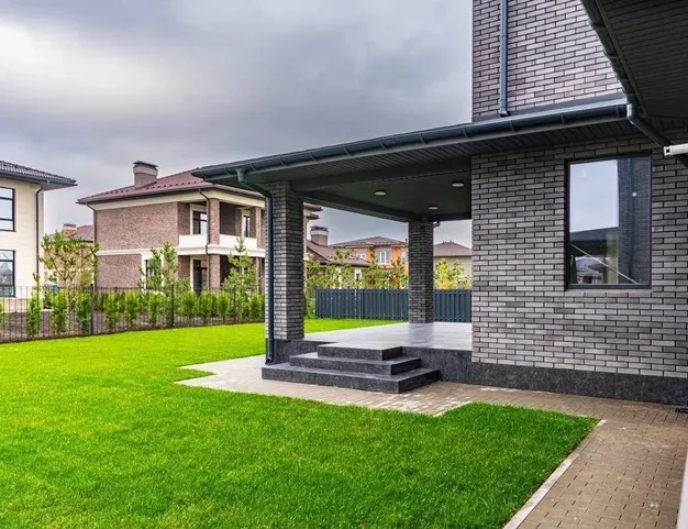 дом  в КП Павловы Озера, 14 км от МКАД