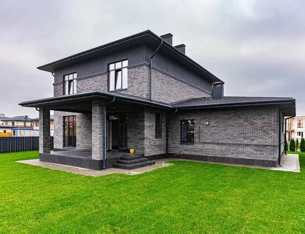 дом  в КП Павловы Озера, 14 км от МКАД