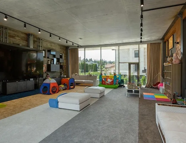 дом  в КП Зеленый мыс, 22 км от МКАД