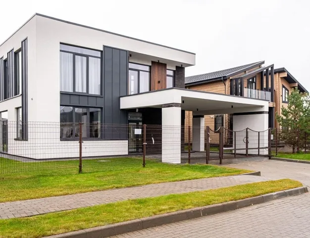 дом  в КП Новорижский, 19 км от МКАД