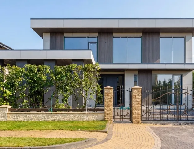 дом  в КП Миллениум Парк, 19 км от МКАД