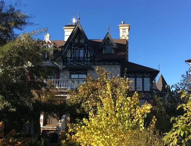 дом  в КП Довиль, 11 км от МКАД