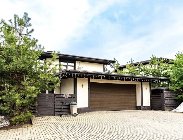 дом  в КП Пенаты, 15 км от МКАД