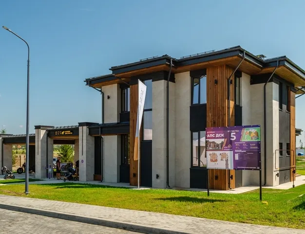 дом  в КП Павловы Озера, 14 км от МКАД