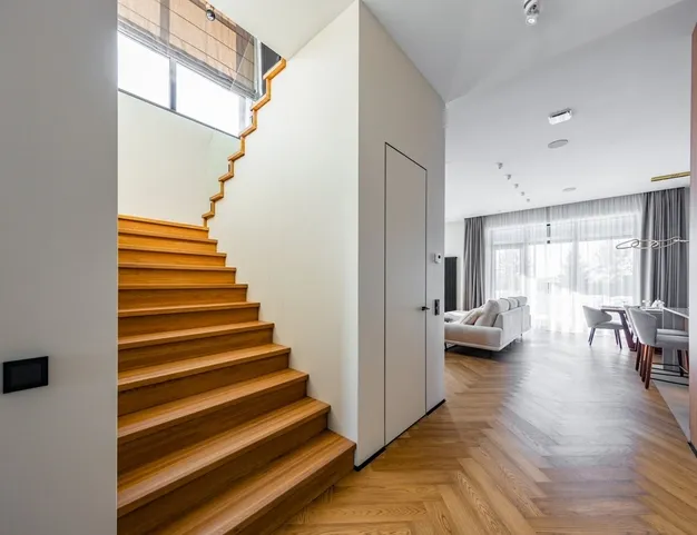 дом  в КП Павловы Озера, 14 км от МКАД