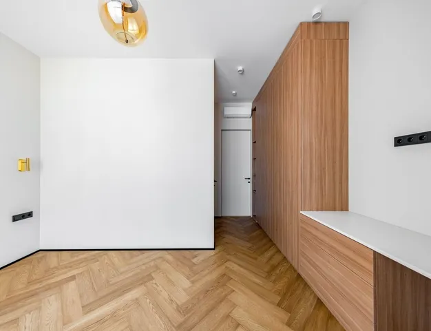 дом  в КП Павловы Озера, 14 км от МКАД